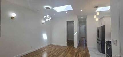 19 Milford St in Brooklyn, NY - Foto de edificio - Building Photo