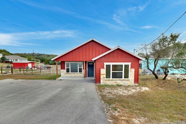 property at 2720 Golf Dr