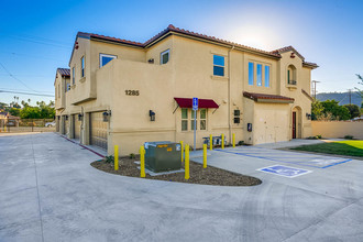 1285 W Grand Ave in Pomona, CA - Building Photo - Building Photo