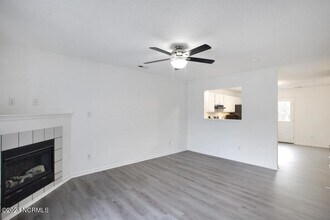 204 Pinegrove Ct in Jacksonville, NC - Building Photo - Building Photo