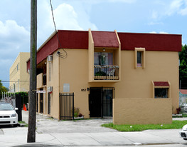 852 SW 1st St Apartments