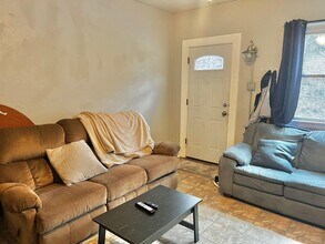 1321 Breed St in Pittsburgh, PA - Building Photo - Building Photo