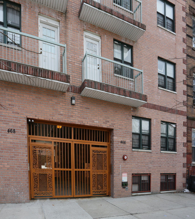 466 Pulaski St in Brooklyn, NY - Building Photo - Building Photo