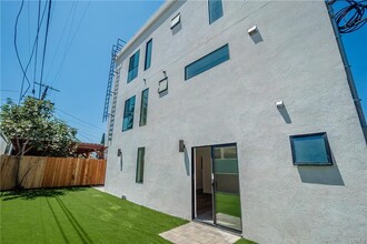 1330-1332 Arapahoe St in Los Angeles, CA - Building Photo - Building Photo