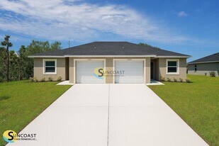 10476 Pendleton Ave in Englewood, FL - Building Photo