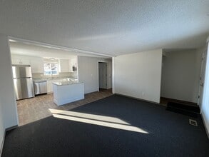 1501 Stellar Dr in Kenai, AK - Building Photo - Building Photo