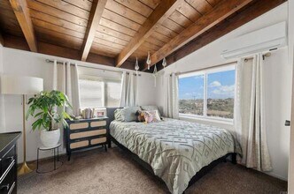 5426 Dwight St in San Diego, CA - Building Photo - Building Photo