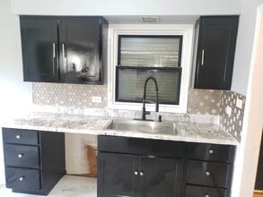 1429 Kasten Dr in Dolton, IL - Building Photo - Building Photo