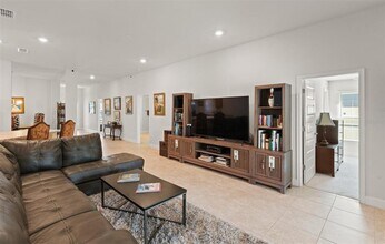 636 Tanaro Ln in Haines City, FL - Building Photo - Building Photo