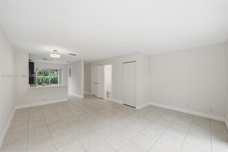 3001 NW 5th Terrace in Pompano Beach, FL - Building Photo - Building Photo