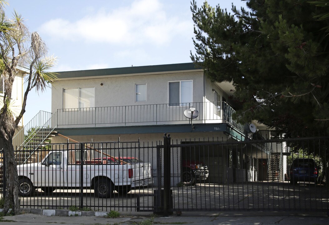 984 34th St in Emeryville, CA - Foto de edificio