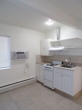 6289 Smoketree Ave-Unit -6289 Smoketree B in Twentynine Palms, CA - Building Photo - Building Photo