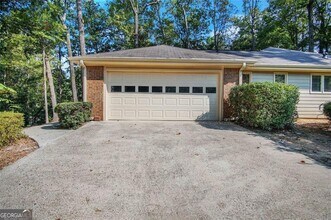 2052 Old Forge Way in Marietta, GA - Building Photo - Building Photo