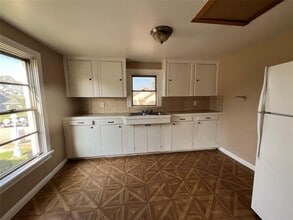 201 Olive Ave in Pasadena, TX - Building Photo - Building Photo
