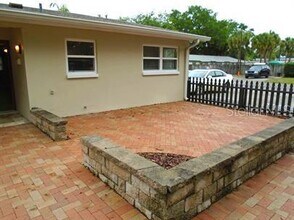 7100 Dartmouth Ave N-Unit -1 in St. Petersburg, FL - Building Photo - Building Photo