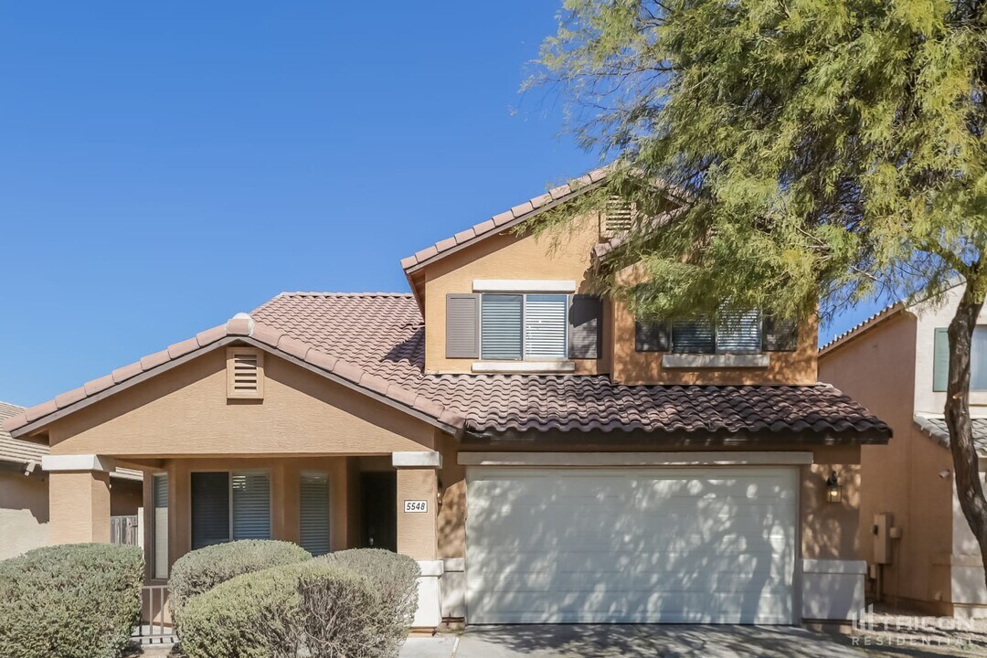 5548 W Southgate Ave in Phoenix, AZ - Building Photo