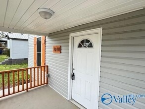 1010 Oakwood Ave NE in Huntsville, AL - Building Photo - Building Photo