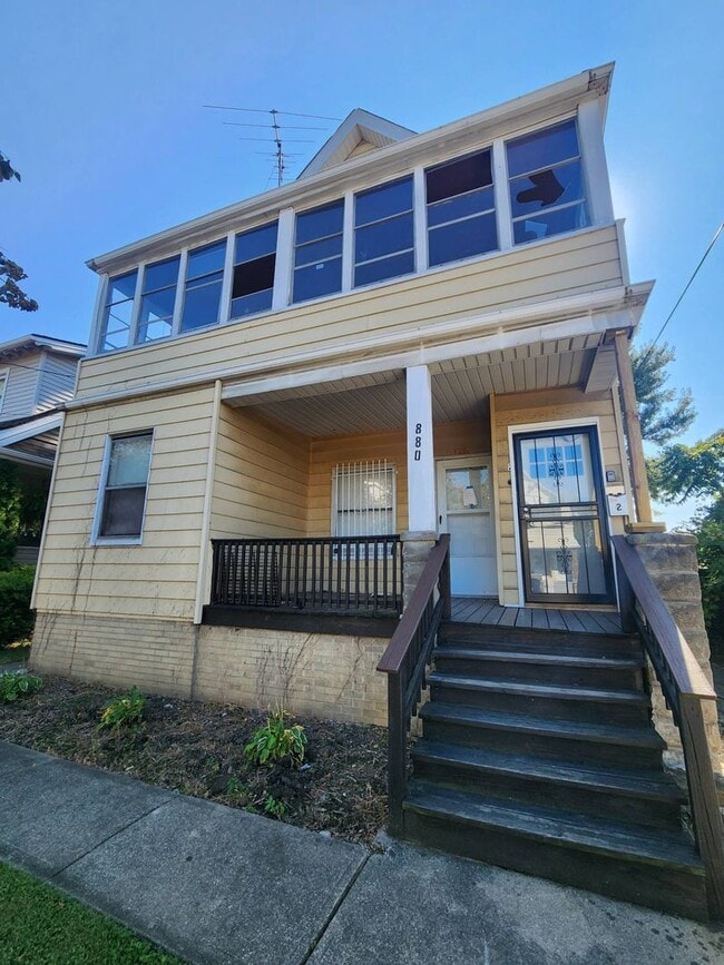 property at 880 Stevenson Rd