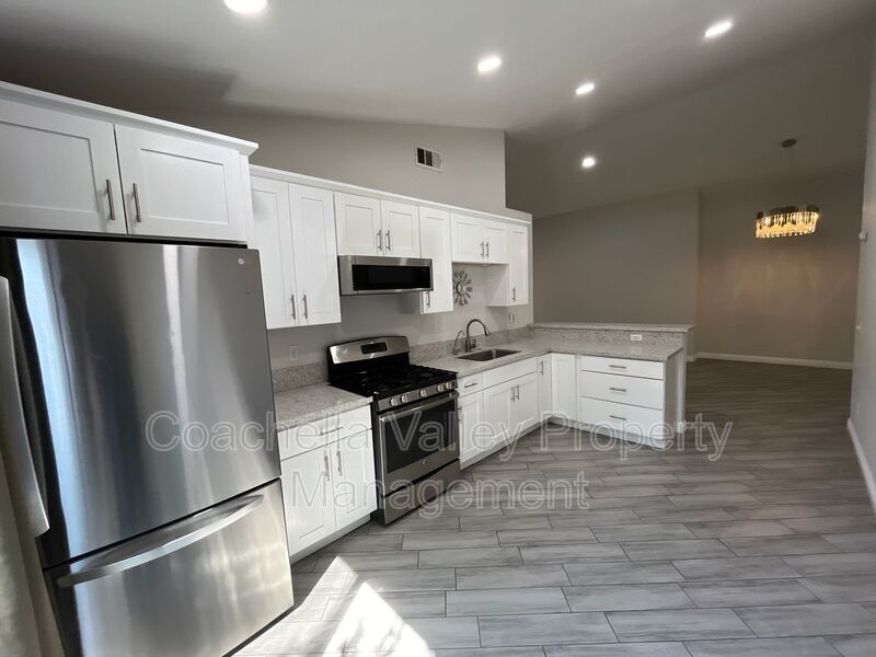 81812 Tecoma Ave in Indio, CA - Building Photo