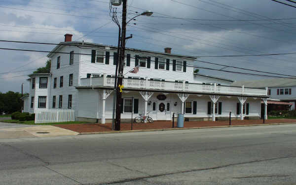 The Washington Hotel in Williamstown, NJ - Building Photo - Building Photo