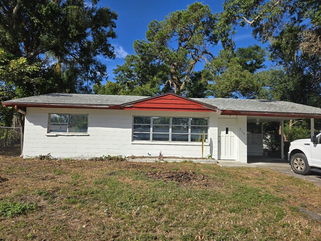 property at 2119 N Allendale Ave