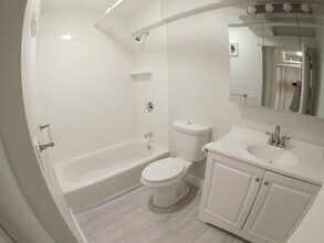 1450 Commonwealth Ave, Unit B in Boston, MA - Foto de edificio - Building Photo