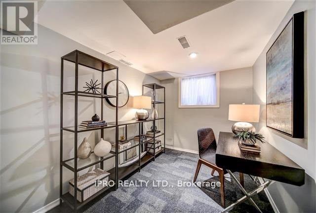109 Vanbrugh Ave in Toronto, ON - Building Photo