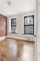 221 E 23rd St, Unit 6 in New York, NY - Building Photo