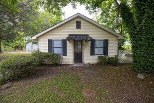 1213 Suber St in Columbia, SC - Building Photo