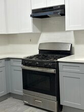 162 S 9th St in Newark, NJ - Building Photo - Building Photo