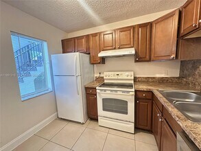 11561 NW 36th St in Coral Springs, FL - Building Photo - Building Photo