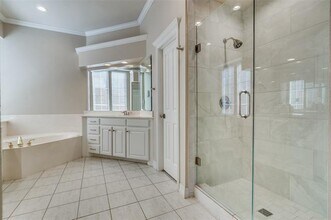 4009 Stonehollow Way in Dallas, TX - Building Photo - Building Photo