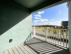 10209 Highline Crest St in Orlando, FL - Building Photo - Building Photo