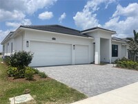 9214 SW Esule Wy in Port St. Lucie, FL - Foto de edificio - Building Photo