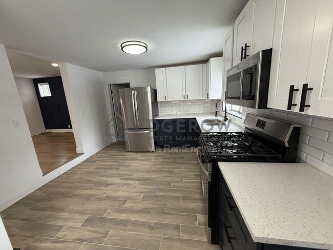 1004 Garfield Ave NW in Grand Rapids, MI - Building Photo - Building Photo