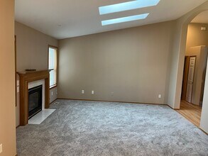 5608 125th St SE in Snohomish, WA - Foto de edificio - Building Photo