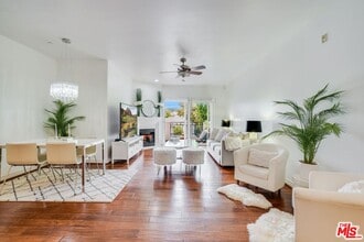 12449 Kling St in Los Angeles, CA - Building Photo - Building Photo