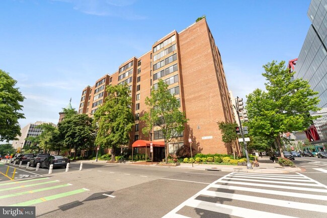 property at 1301 20th St NW