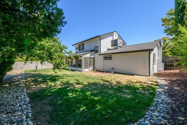 property at 4904 Sako Ct