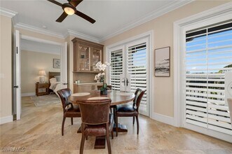 780 5th Ave S in Naples, FL - Building Photo - Building Photo