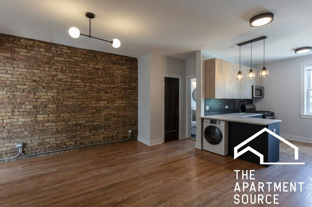 4008 N Lowell Ave in Chicago, IL - Building Photo