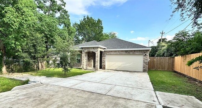 304 Armstrong St in Houston, TX - Building Photo - Building Photo
