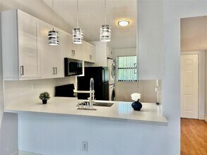 9994 Nob Hill Pl, Unit 9994 in Sunrise, FL - Foto de edificio - Building Photo