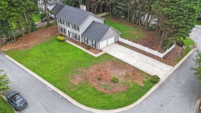 2620 Valencia Dr NE in Marietta, GA - Building Photo - Building Photo