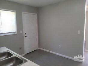 1273 Capital Ave in Memphis, TN - Building Photo - Building Photo