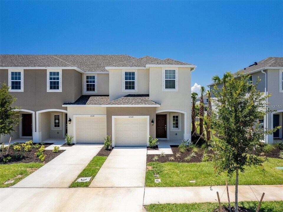 5728 Haven Ter in Nokomis, FL - Building Photo
