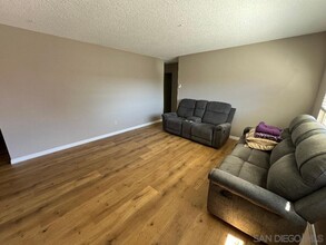 6760 Thornwood St in San Diego, CA - Building Photo - Building Photo