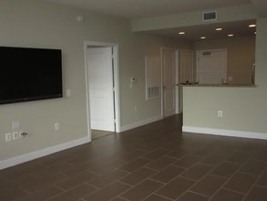 3650 S Glebe Rd in Arlington, VA - Building Photo - Building Photo