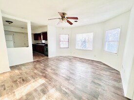 123 1/2 E Fulton St in Michigan City, IN - Building Photo