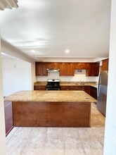 100 Cliff Dr in Laguna Beach, CA - Building Photo - Building Photo
